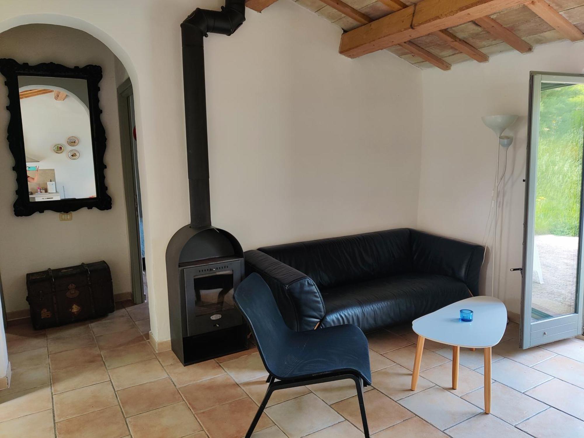 Rustico Del Bozzo Guest House Castelleone di Suasa Ngoại thất bức ảnh